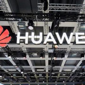 Colpo di coda di Trump contro Huawei