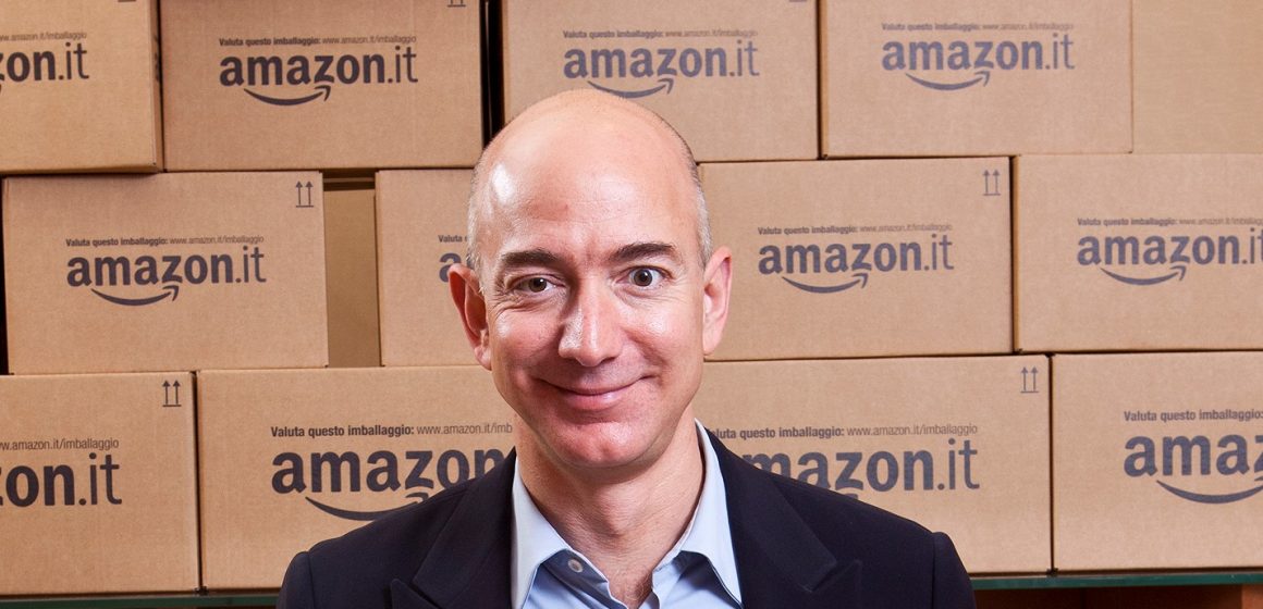 Bezos si dimette da ceo di Amazon