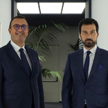 Maurizio ed Enrico Andronico a fianco di GRE