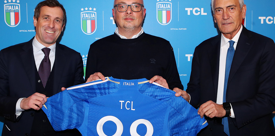 TCL official partner delle Nazionali Italiane di calcio fino al 2026