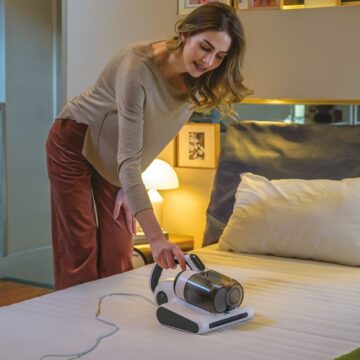 Hoover presenta HMC5, il batti materassi 4 in 1