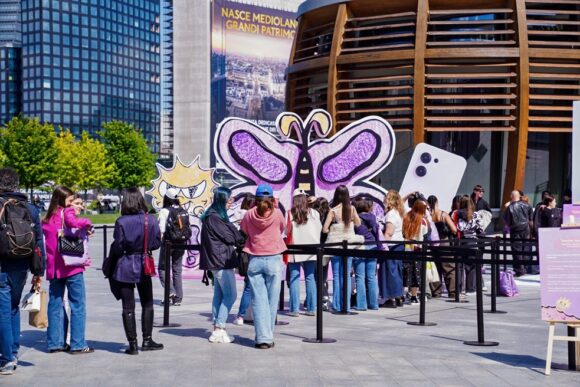 Migliaia di visitatori per il pop-up store di OPPO