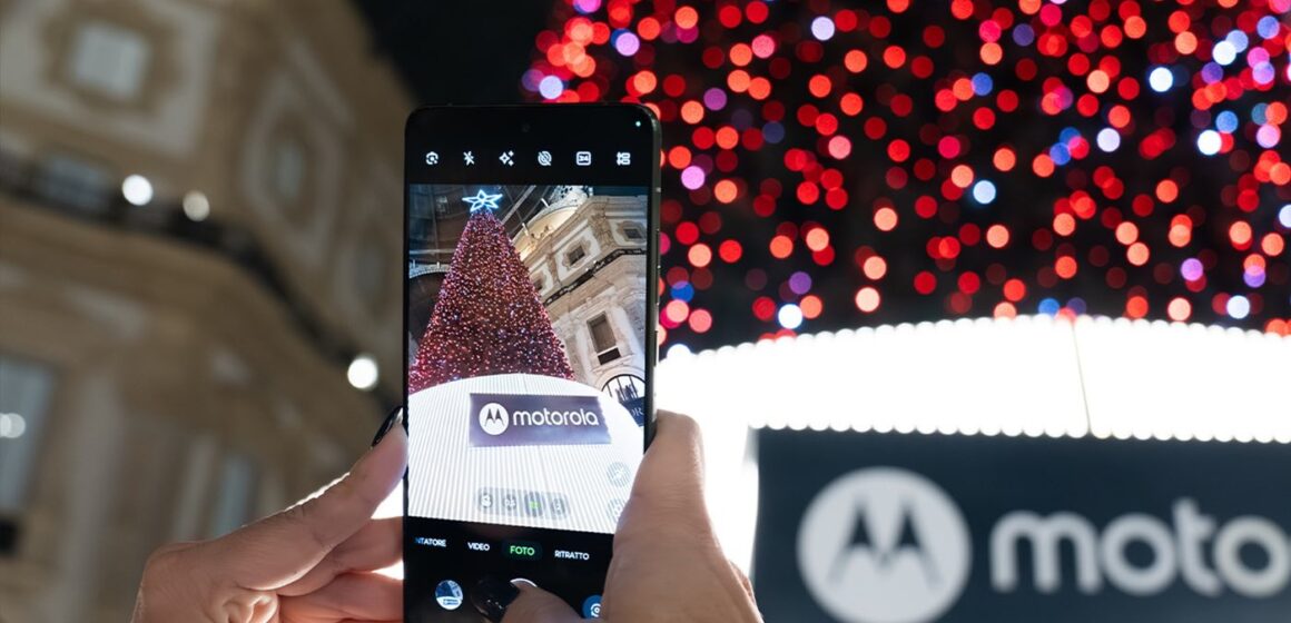 Motorola: attività natalizie nel centro di Milano